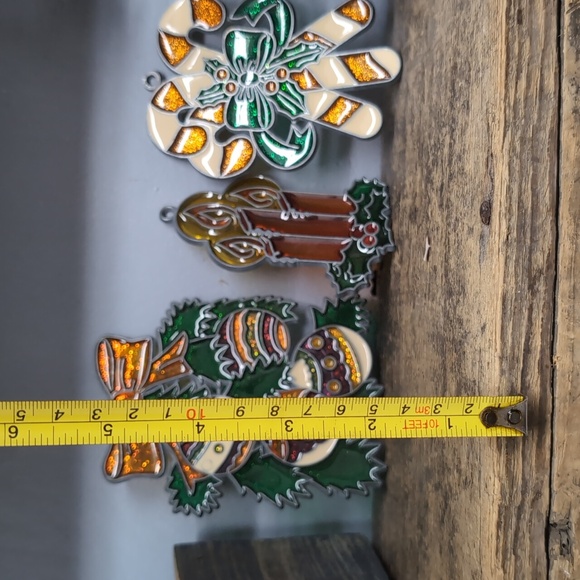 Vintage Christmas Ornament Sun Catchers - Picture 5 of 5